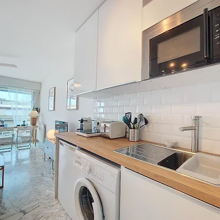 Nestor&jeeves - Lifestyle - Terrace And Sea View